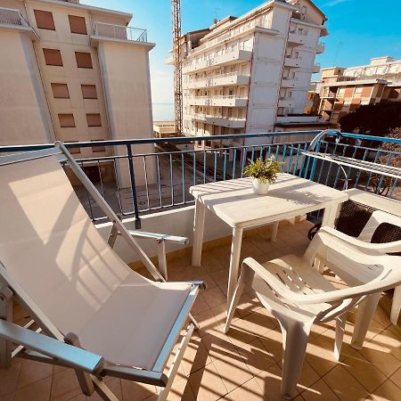 App4Rent Saturno 4 - Family Apartment, Wifi, Parking Lido di Jesolo Zewnętrze zdjęcie