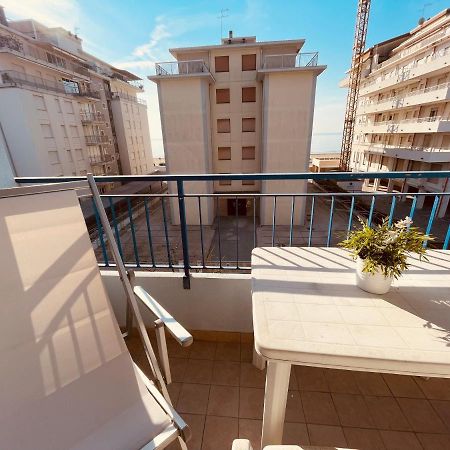 App4Rent Saturno 4 - Family Apartment, Wifi, Parking Lido di Jesolo Zewnętrze zdjęcie