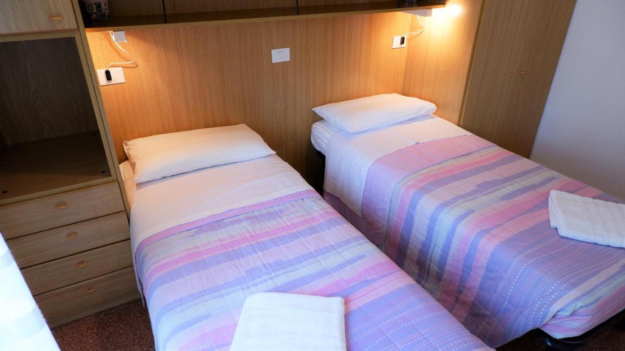 App4Rent Saturno 4 - Family Apartment, Wifi, Parking Lido di Jesolo Zewnętrze zdjęcie